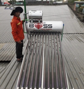 MÁY NƯỚC NÓNG NĂNG LƯỢNG MẶT TRỜI BOSS  120L